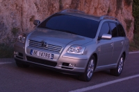 Toyota Avensis Wagon (2 generation) 1.6 MT (110hp) photo, Toyota Avensis Wagon (2 generation) 1.6 MT (110hp) photos, Toyota Avensis Wagon (2 generation) 1.6 MT (110hp) picture, Toyota Avensis Wagon (2 generation) 1.6 MT (110hp) pictures, Toyota photos, Toyota pictures, image Toyota, Toyota images