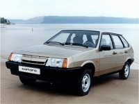 VAZ 2109 Hatchback 1.1 MT (54hp) photo, VAZ 2109 Hatchback 1.1 MT (54hp) photos, VAZ 2109 Hatchback 1.1 MT (54hp) picture, VAZ 2109 Hatchback 1.1 MT (54hp) pictures, VAZ (Lada) photos, VAZ (Lada) pictures, image VAZ (Lada), VAZ (Lada) images