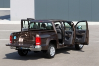 Volkswagen Amarok DoubleCab pickup 4-door (1 generation) 2.0 TDI MT 4Motion (140hp) Trendline (2013) photo, Volkswagen Amarok DoubleCab pickup 4-door (1 generation) 2.0 TDI MT 4Motion (140hp) Trendline (2013) photos, Volkswagen Amarok DoubleCab pickup 4-door (1 generation) 2.0 TDI MT 4Motion (140hp) Trendline (2013) picture, Volkswagen Amarok DoubleCab pickup 4-door (1 generation) 2.0 TDI MT 4Motion (140hp) Trendline (2013) pictures, Volkswagen photos, Volkswagen pictures, image Volkswagen, Volkswagen images