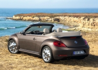 Volkswagen Beetle Convertible (2 generation) 1.2 TDI BlueMotion MT (105hp) photo, Volkswagen Beetle Convertible (2 generation) 1.2 TDI BlueMotion MT (105hp) photos, Volkswagen Beetle Convertible (2 generation) 1.2 TDI BlueMotion MT (105hp) picture, Volkswagen Beetle Convertible (2 generation) 1.2 TDI BlueMotion MT (105hp) pictures, Volkswagen photos, Volkswagen pictures, image Volkswagen, Volkswagen images