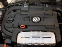 Volkswagen Beetle Hatchback (2 generation) 2.0 TDI MT (140 HP) photo, Volkswagen Beetle Hatchback (2 generation) 2.0 TDI MT (140 HP) photos, Volkswagen Beetle Hatchback (2 generation) 2.0 TDI MT (140 HP) picture, Volkswagen Beetle Hatchback (2 generation) 2.0 TDI MT (140 HP) pictures, Volkswagen photos, Volkswagen pictures, image Volkswagen, Volkswagen images