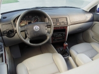 Volkswagen Bora Variant estate (1 generation) 1.9 TDI 4Motion MT (115hp) photo, Volkswagen Bora Variant estate (1 generation) 1.9 TDI 4Motion MT (115hp) photos, Volkswagen Bora Variant estate (1 generation) 1.9 TDI 4Motion MT (115hp) picture, Volkswagen Bora Variant estate (1 generation) 1.9 TDI 4Motion MT (115hp) pictures, Volkswagen photos, Volkswagen pictures, image Volkswagen, Volkswagen images