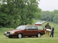 Volvo 940 Estate (1 generation) 2.0 MT (111 Hp) photo, Volvo 940 Estate (1 generation) 2.0 MT (111 Hp) photos, Volvo 940 Estate (1 generation) 2.0 MT (111 Hp) picture, Volvo 940 Estate (1 generation) 2.0 MT (111 Hp) pictures, Volvo photos, Volvo pictures, image Volvo, Volvo images