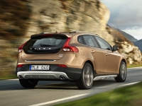 Volvo V40 Cross Country hatchback 5-door. (2 generation) 2.0 T4 Geartronic all wheel drive (180hp) Kinetic (2014) photo, Volvo V40 Cross Country hatchback 5-door. (2 generation) 2.0 T4 Geartronic all wheel drive (180hp) Kinetic (2014) photos, Volvo V40 Cross Country hatchback 5-door. (2 generation) 2.0 T4 Geartronic all wheel drive (180hp) Kinetic (2014) picture, Volvo V40 Cross Country hatchback 5-door. (2 generation) 2.0 T4 Geartronic all wheel drive (180hp) Kinetic (2014) pictures, Volvo photos, Volvo pictures, image Volvo, Volvo images