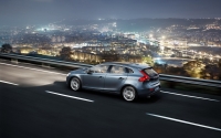 Volvo V40 Hatchback 5-door. (2 generation) 2.0 D3 MT Turbo (150hp) photo, Volvo V40 Hatchback 5-door. (2 generation) 2.0 D3 MT Turbo (150hp) photos, Volvo V40 Hatchback 5-door. (2 generation) 2.0 D3 MT Turbo (150hp) picture, Volvo V40 Hatchback 5-door. (2 generation) 2.0 D3 MT Turbo (150hp) pictures, Volvo photos, Volvo pictures, image Volvo, Volvo images