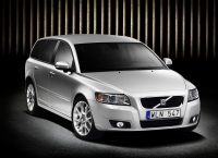 Volvo V50 Wagon (1 generation) 1.6 TD MT (110 hp) photo, Volvo V50 Wagon (1 generation) 1.6 TD MT (110 hp) photos, Volvo V50 Wagon (1 generation) 1.6 TD MT (110 hp) picture, Volvo V50 Wagon (1 generation) 1.6 TD MT (110 hp) pictures, Volvo photos, Volvo pictures, image Volvo, Volvo images