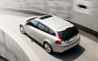 Volvo V60 Estate (1 generation) 1.6 T4 MT (180 HP) photo, Volvo V60 Estate (1 generation) 1.6 T4 MT (180 HP) photos, Volvo V60 Estate (1 generation) 1.6 T4 MT (180 HP) picture, Volvo V60 Estate (1 generation) 1.6 T4 MT (180 HP) pictures, Volvo photos, Volvo pictures, image Volvo, Volvo images